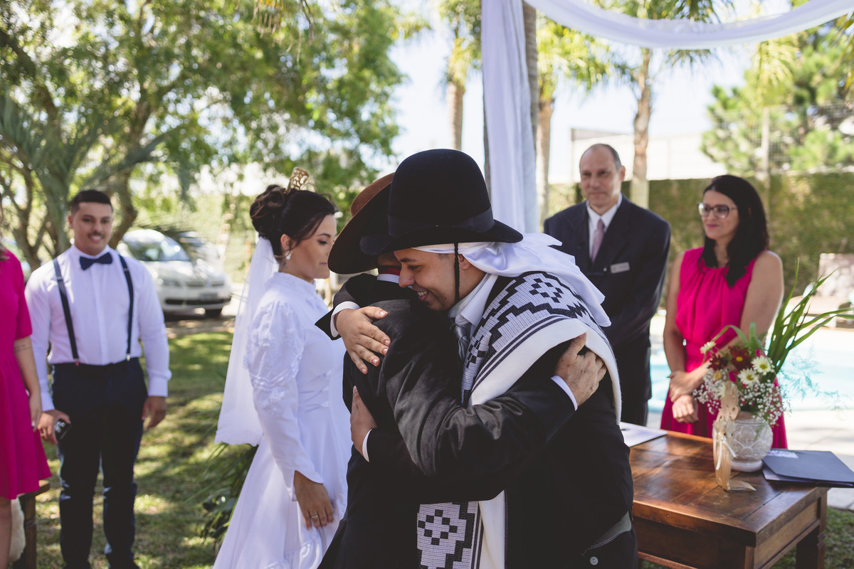 casamentogauderio, casamentogaucho, precasamento, prewedding, pelotas, satolep, fotografoempelotas, casamentopelotas, casamentodedia, noivas2022, noivas2023, vestidodenoiva, diadecasamento, noivaspelotas, casamentonocampo, tradicaogaucha, tradição
