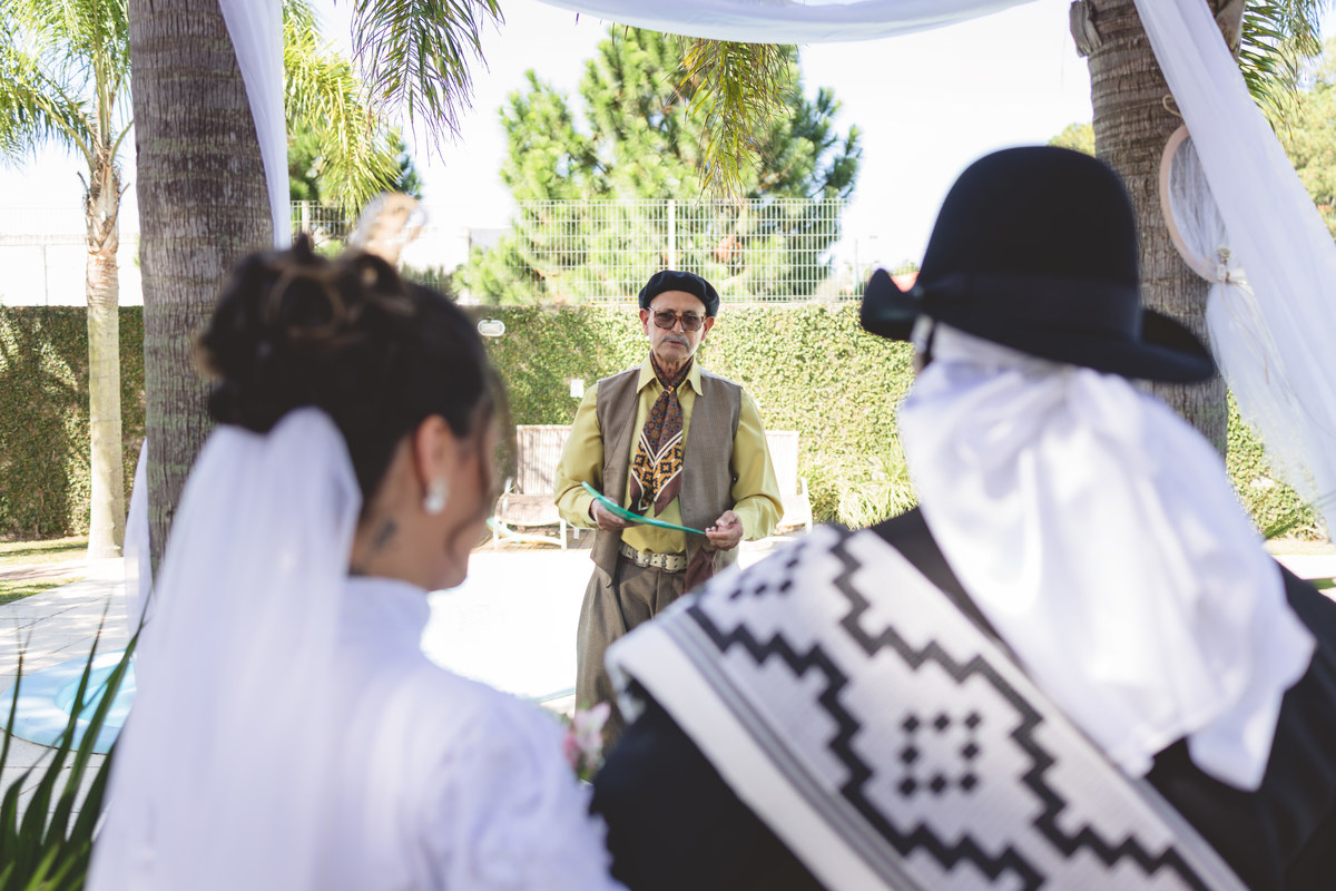 casamentogauderio, casamentogaucho, precasamento, prewedding, pelotas, satolep, fotografoempelotas, casamentopelotas, casamentodedia, noivas2022, noivas2023, vestidodenoiva, diadecasamento, noivaspelotas, casamentonocampo, tradicaogaucha, tradição