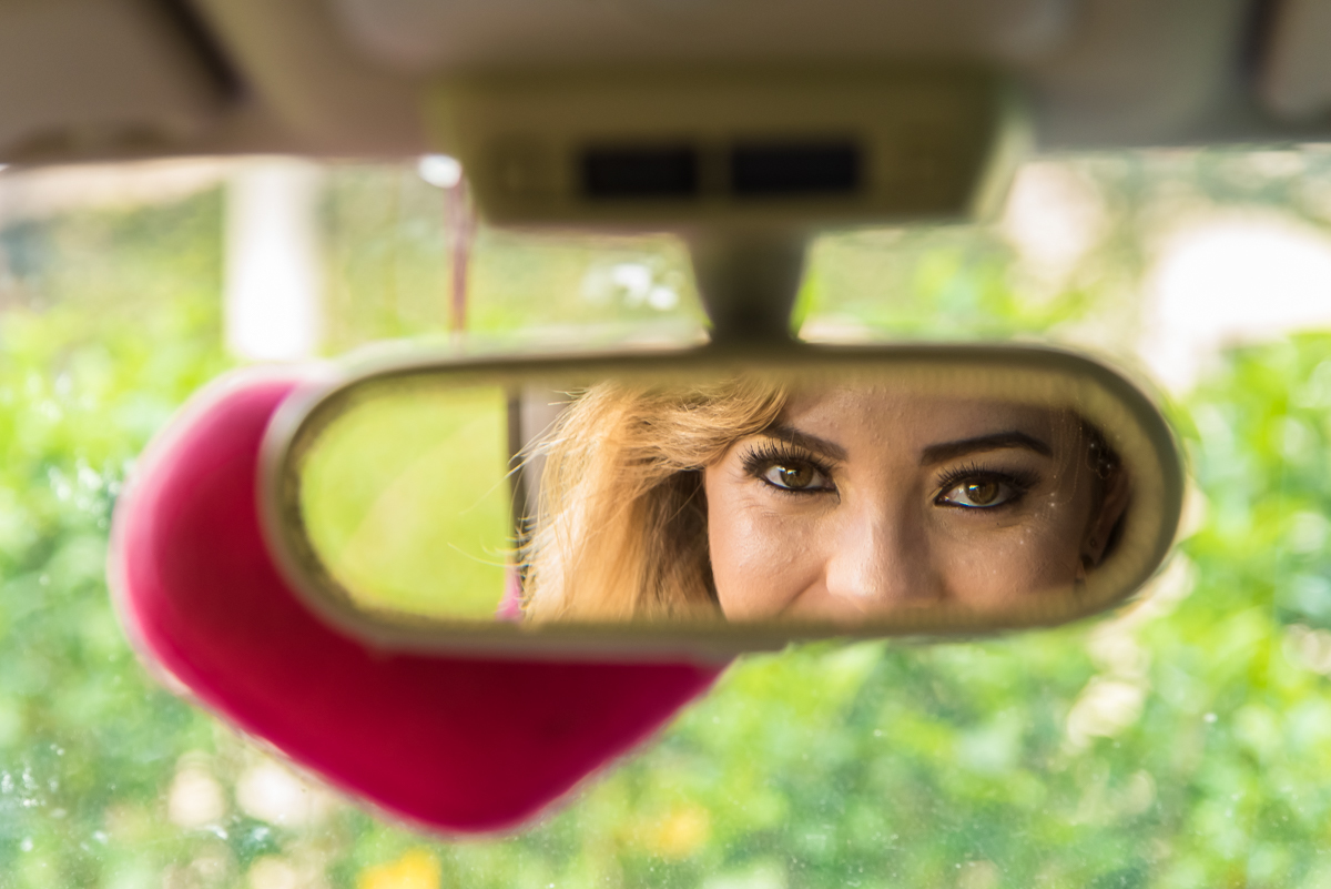 Olhar no retrovisor - ENSAIO FEMININO PENÁPOLIS - NEW BEETLE ROSA