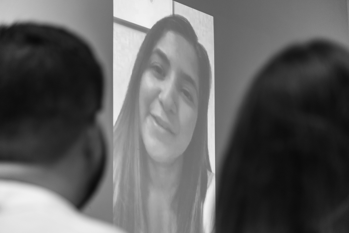 Irmão do Thiago falando de Londres - CHÁ DE BEBÊ EM SANTOS SP - CHÁ REVELAÇÃO EM SANTOS SP - FOTÓGRAFO PROFISSIONAL EM SANTOS SP - RODRIGO MARTIN FOTOGRAFIA