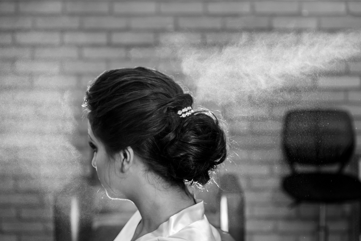 Spray no cabelo - ANIVERSÁRIO 15 ANOS EM SÃO PAULO - DEBUTANTE - BUFFET PLANETA KIDS - RODRIGO MARTIN FOTOGRAFIA