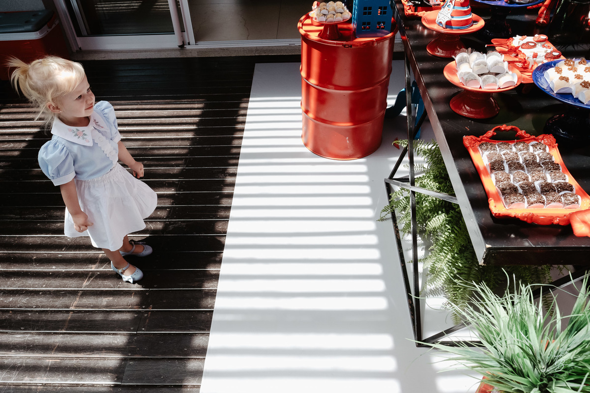aniversário infantil em casa, documental de família, 2 anos da Siena por Thiago Braga Fotografia 
