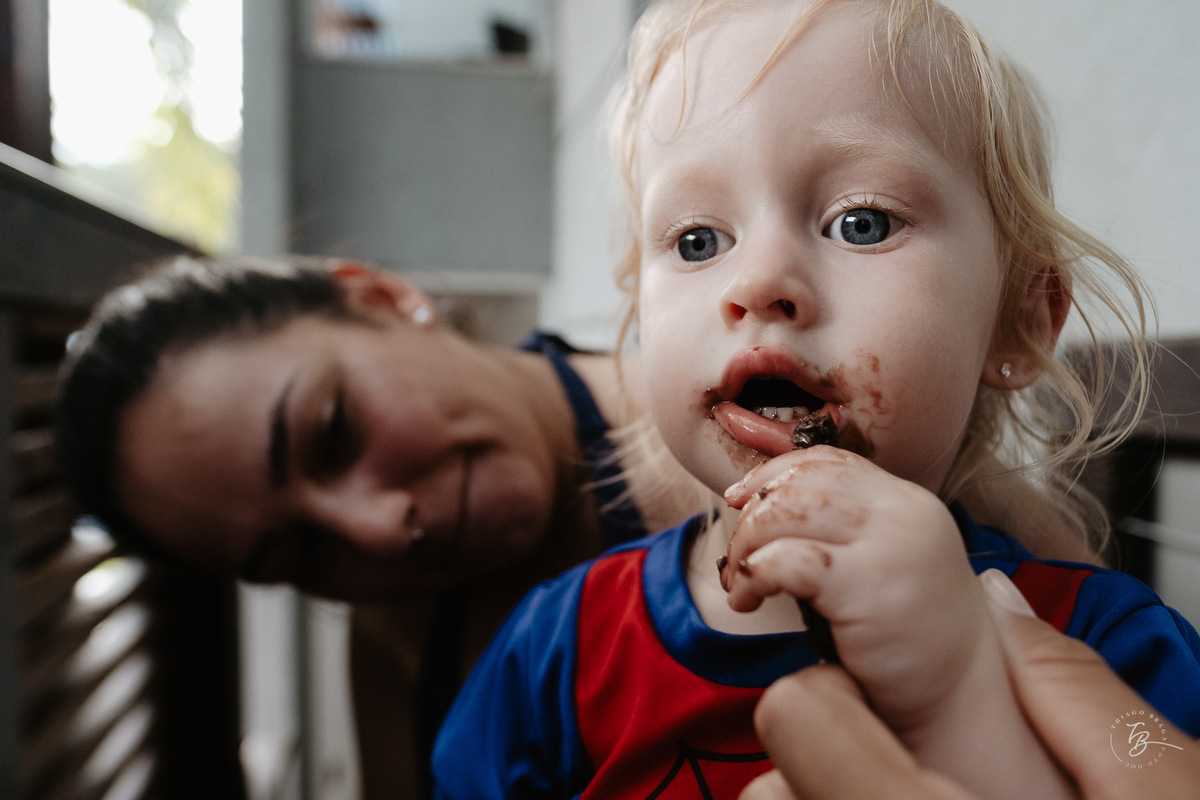 aniversário infantil em casa, documental de família, 2 anos da Siena por Thiago Braga Fotografia 