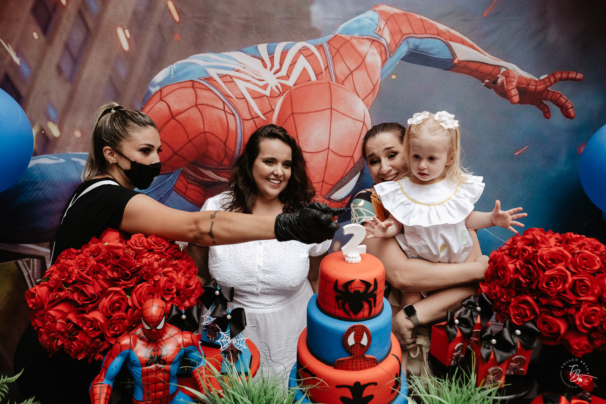 aniversário infantil em casa, documental de família, 2 anos da Siena por Thiago Braga Fotografia 