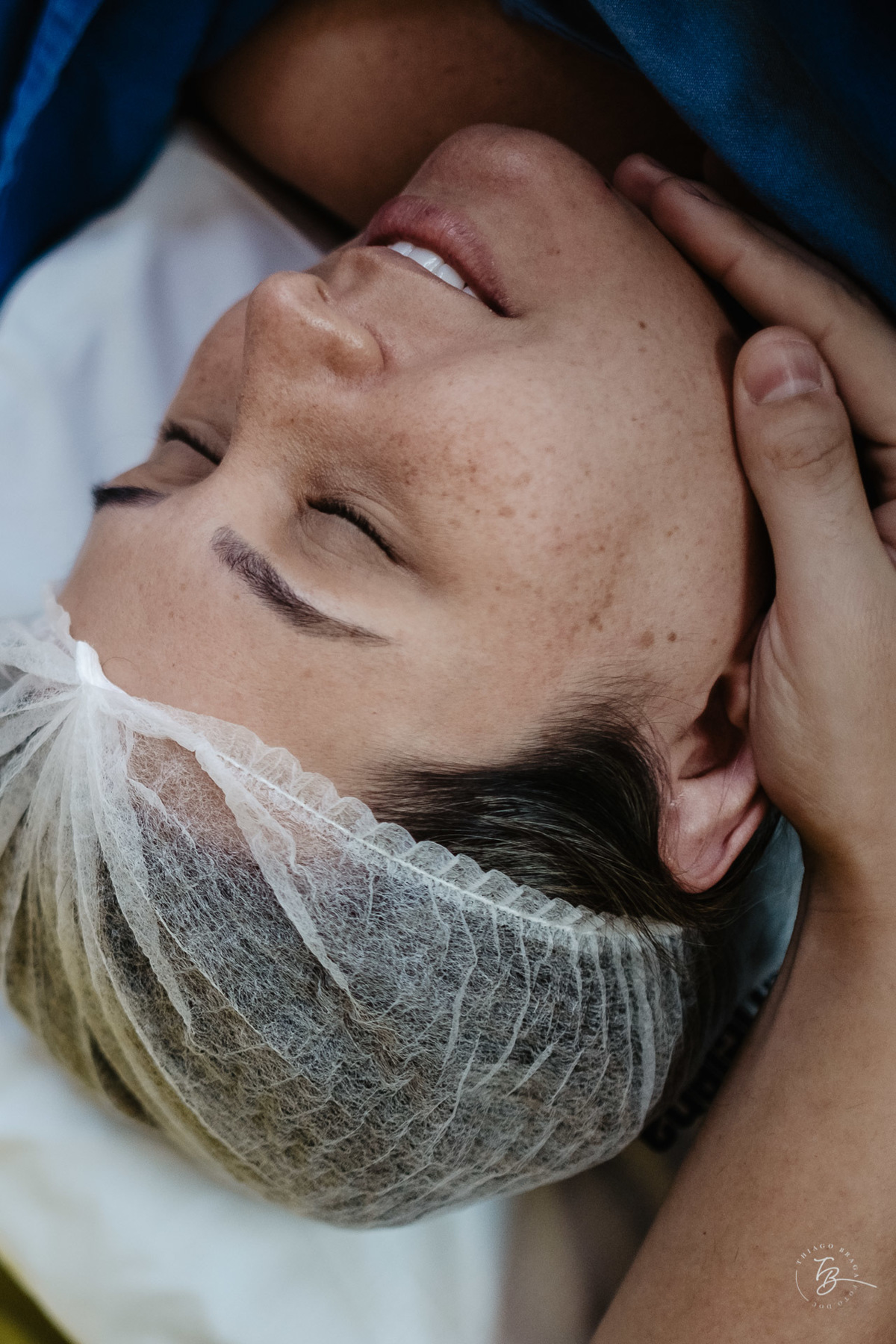 O dia do nascimento da Valentina na maternidade Santa Helena em Florianópolis, parto cesárea, fotografado por Thiago Braga.