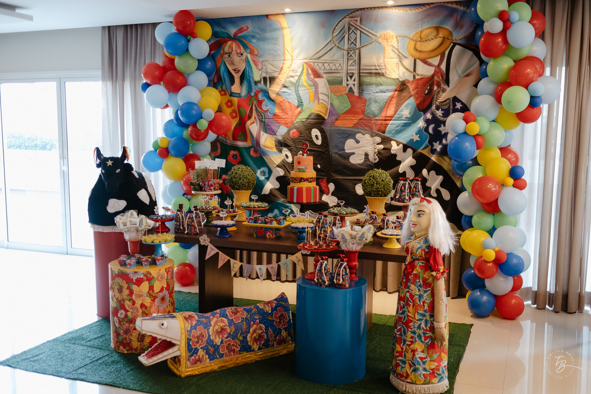 aniversário infantil, tema de boi de mamão, 2 anos da Theodora, festa em salão de festas por Thiago Braga Fotografia