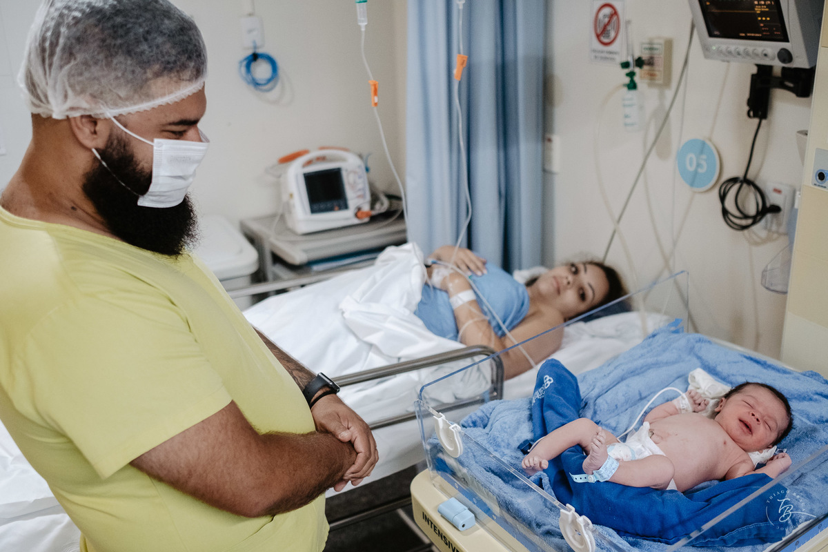 Nascimento do Davi na maternidade Santa Helena em Florianópolis por Thiago Braga Fotografia.