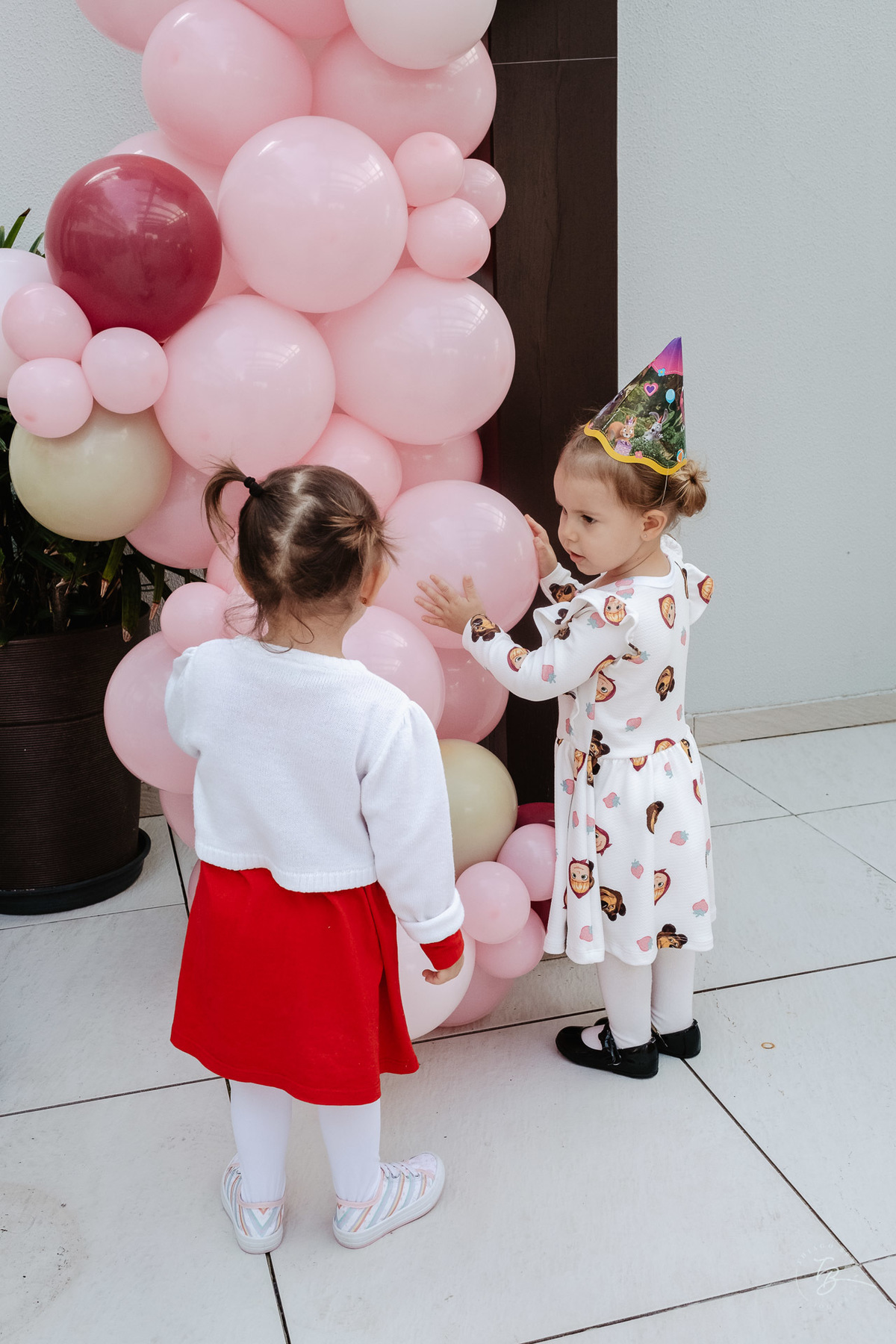 Festa infantil em casa, no salão de festa do condomínio, fotos por Thiago Braga fotografia