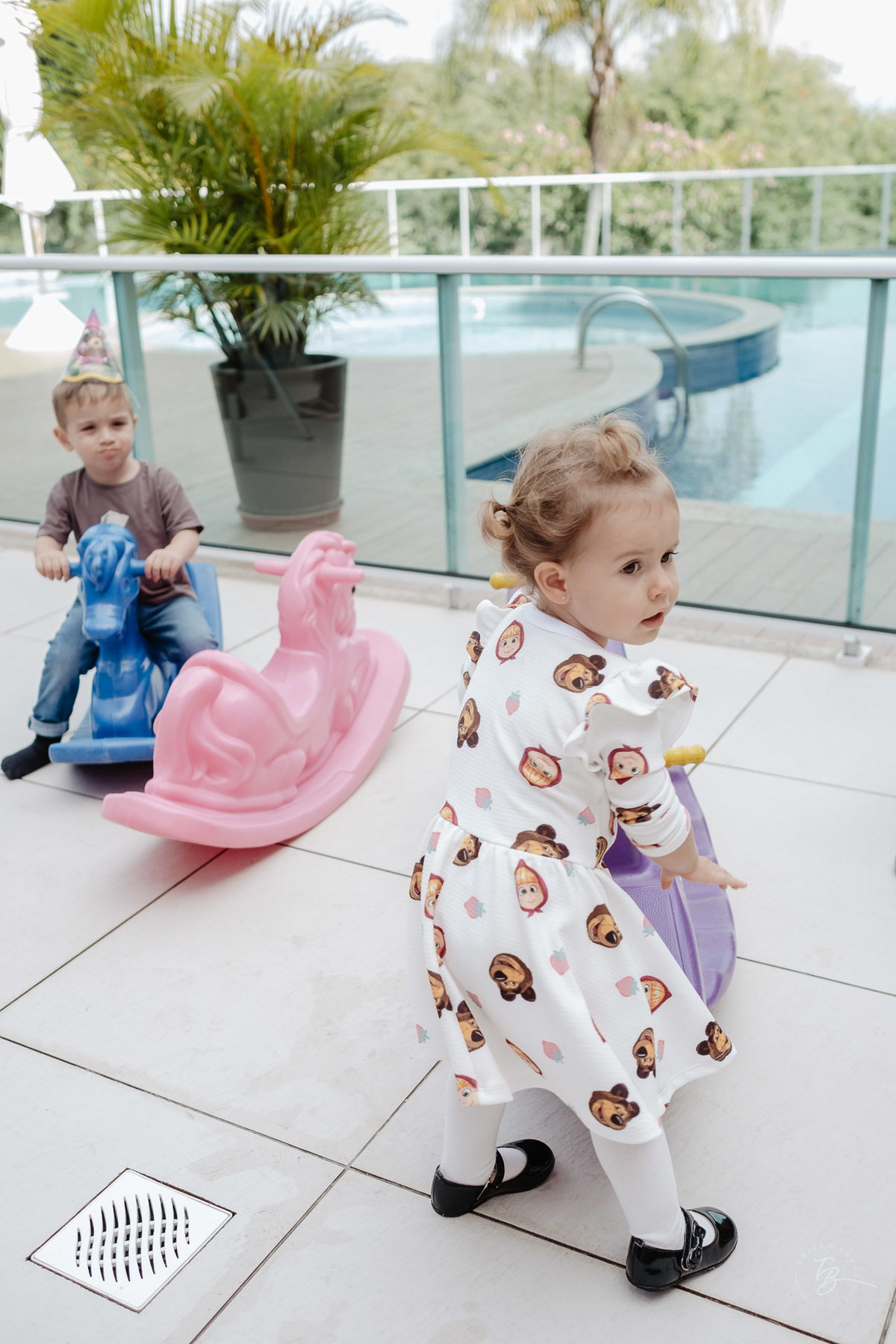 Festa infantil em casa, no salão de festa do condomínio, fotos por Thiago Braga fotografia