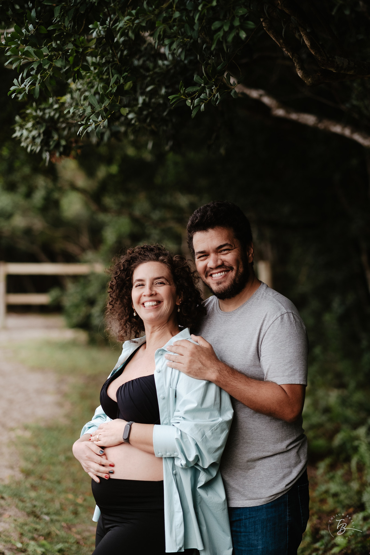 Ensaio gestante a espera do Nando na hípica Equilibre em Florianópolis, campeche por Thiago Braga