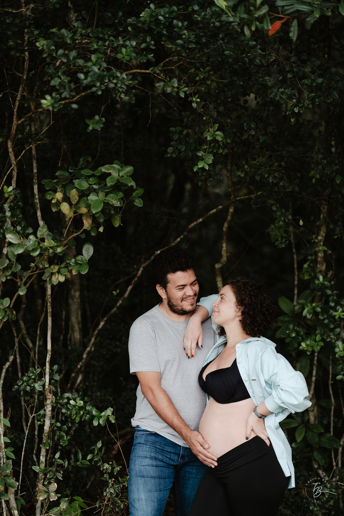 Ensaio gestante a espera do Nando na hípica Equilibre em Florianópolis, campeche por Thiago Braga