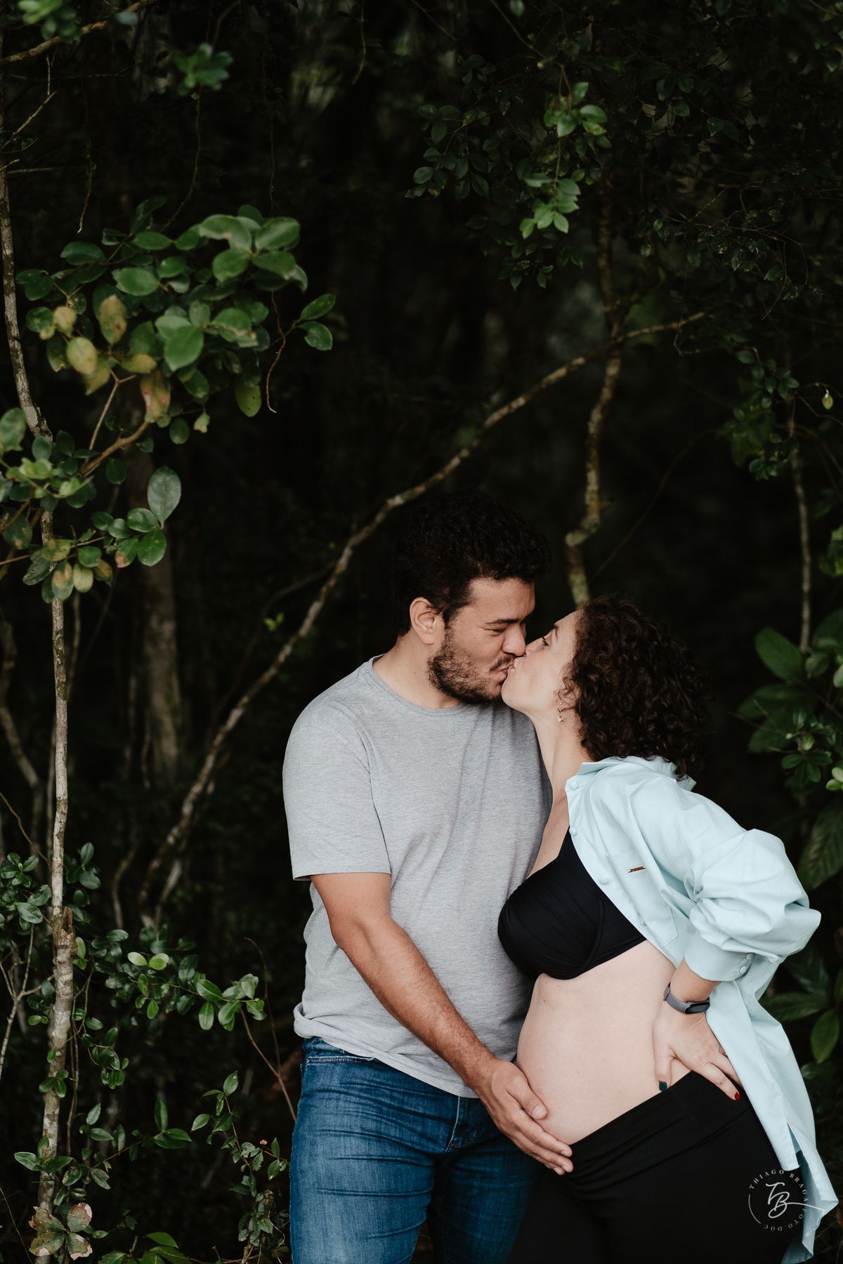 Ensaio gestante a espera do Nando na hípica Equilibre em Florianópolis, campeche por Thiago Braga