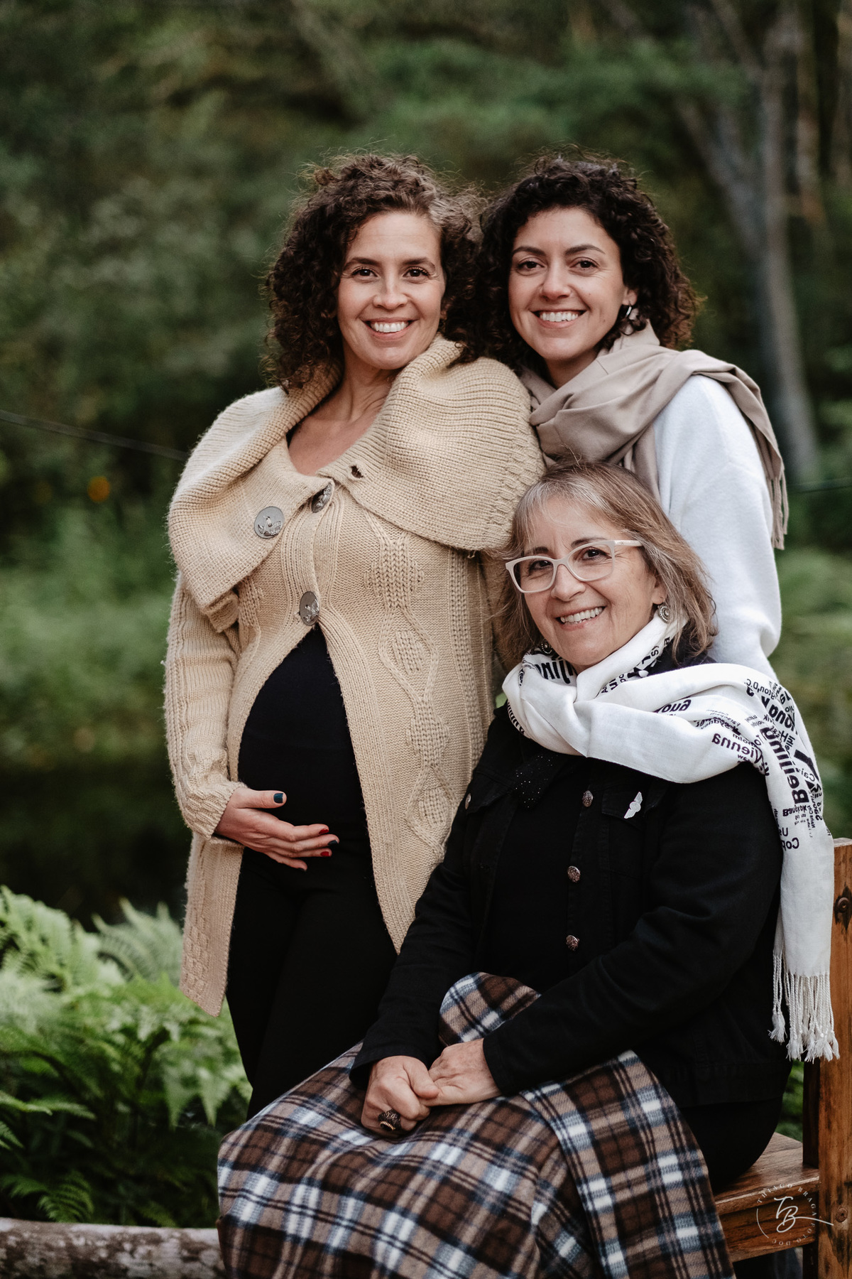 Ensaio gestante a espera do Nando na hípica Equilibre em Florianópolis, campeche por Thiago Braga