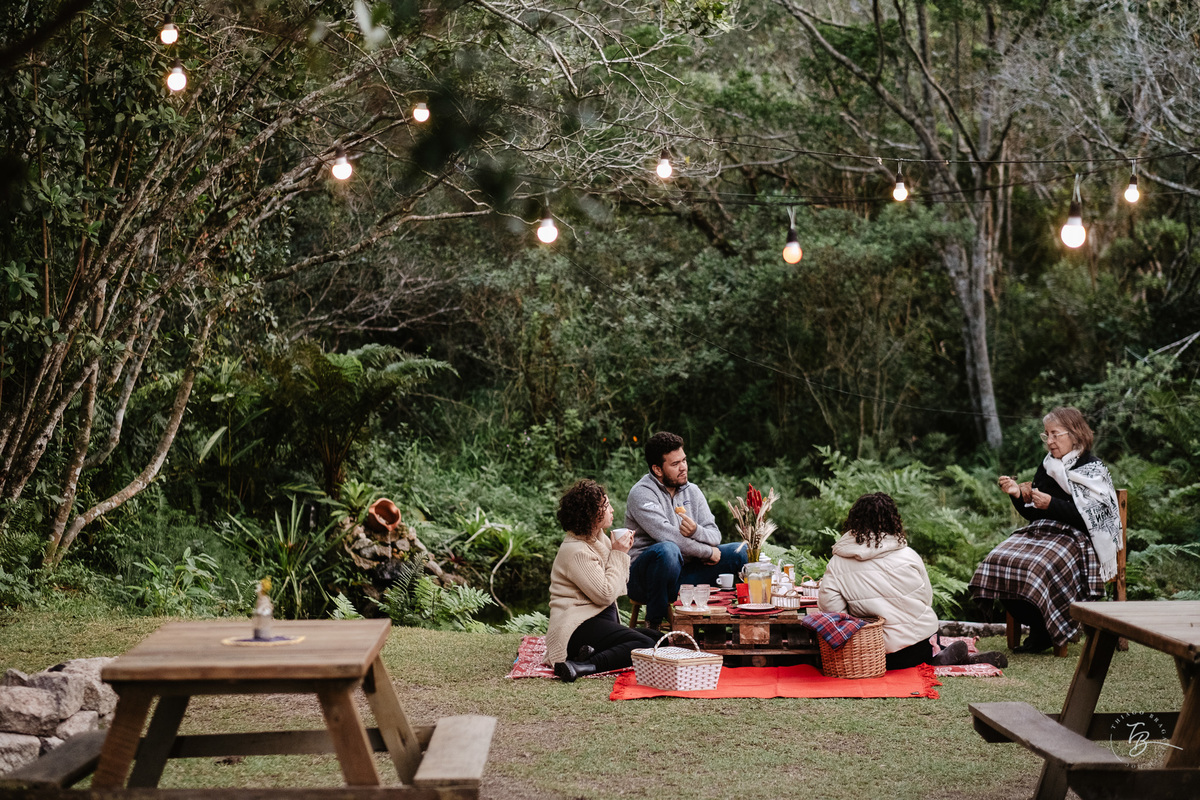 Ensaio gestante a espera do Nando na hípica Equilibre em Florianópolis, campeche por Thiago Braga