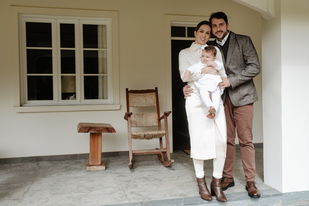 Fotografia de batizado documental em Anitápolis por Thiago Braga