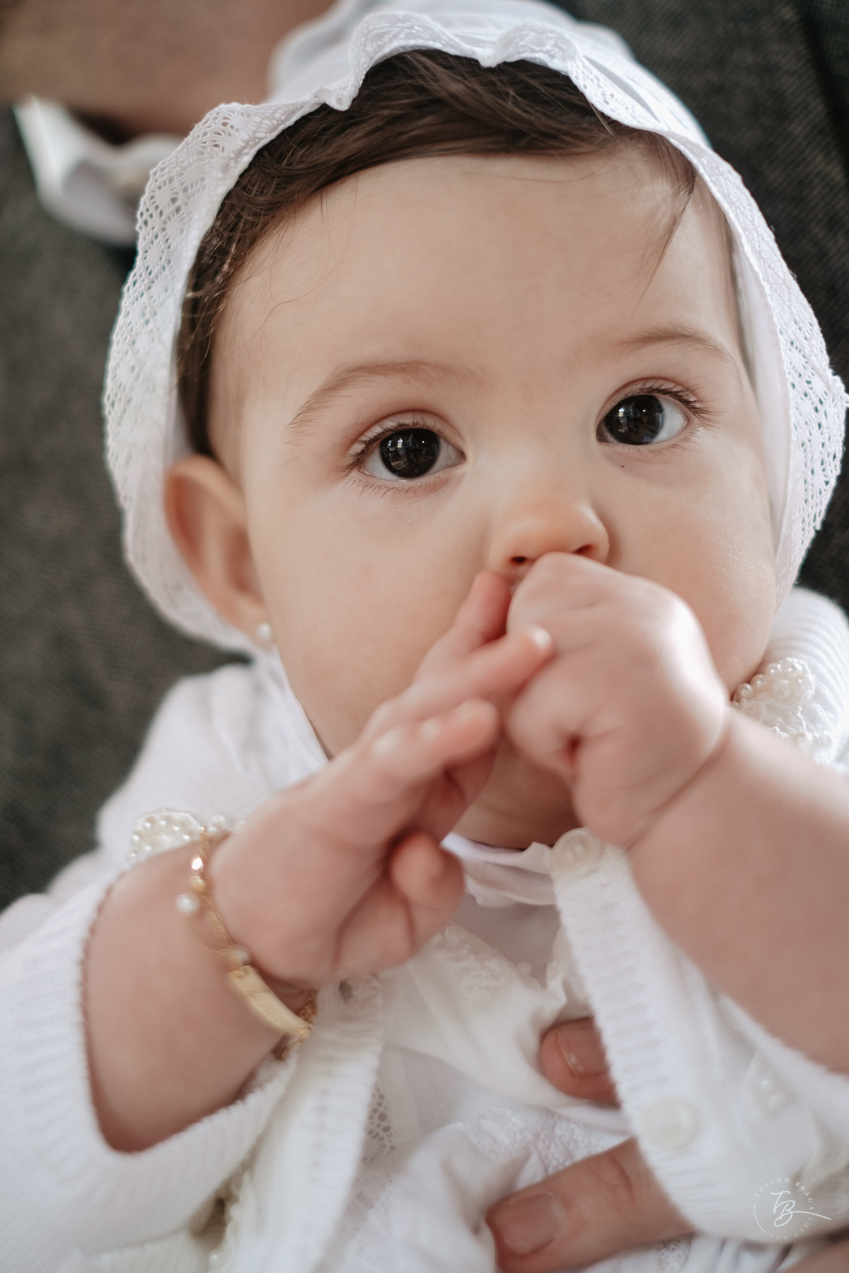 Fotografia de batizado documental em Anitápolis por Thiago Braga