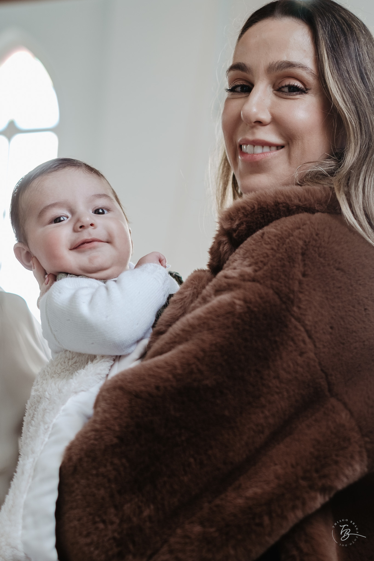 Fotografia de batizado documental em Anitápolis por Thiago Braga