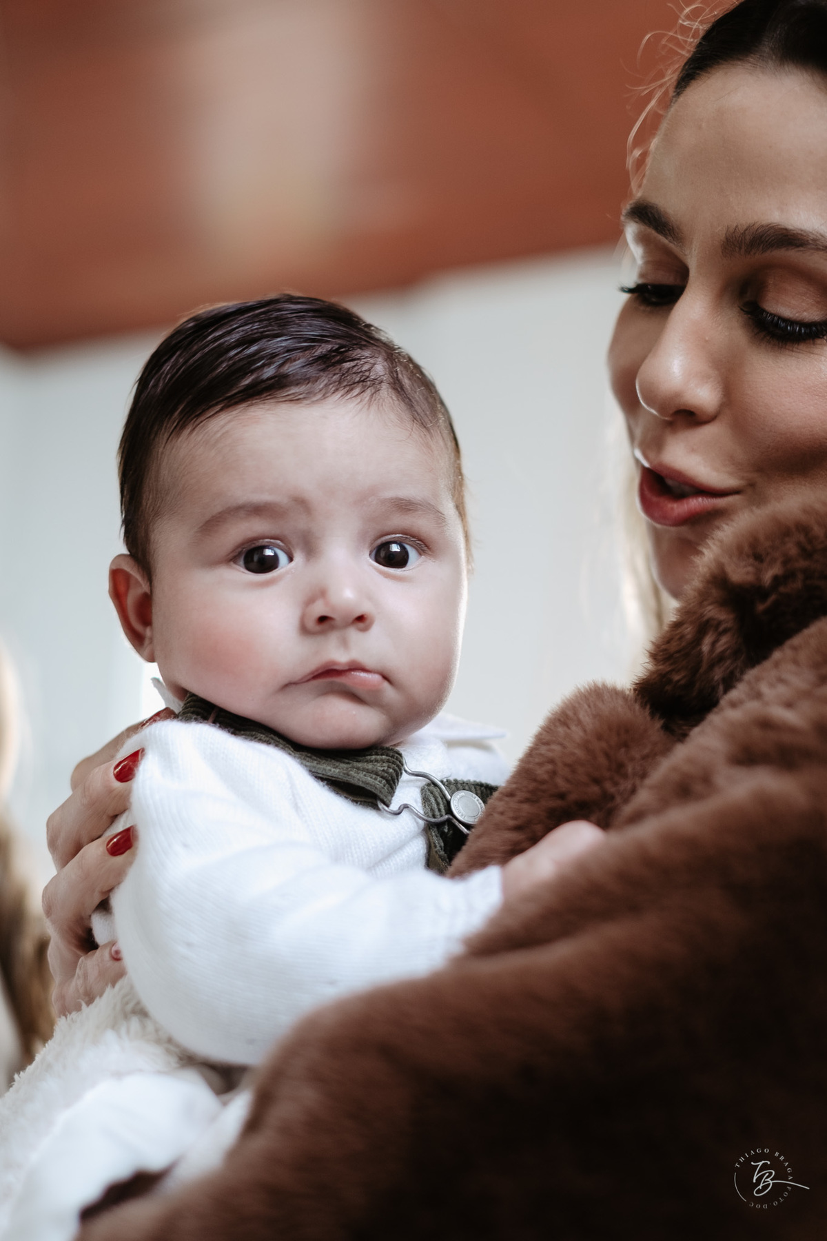 Fotografia de batizado documental em Anitápolis por Thiago Braga
