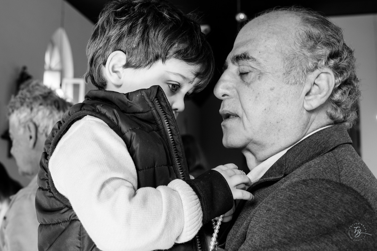 Fotografia de batizado documental em Anitápolis por Thiago Braga