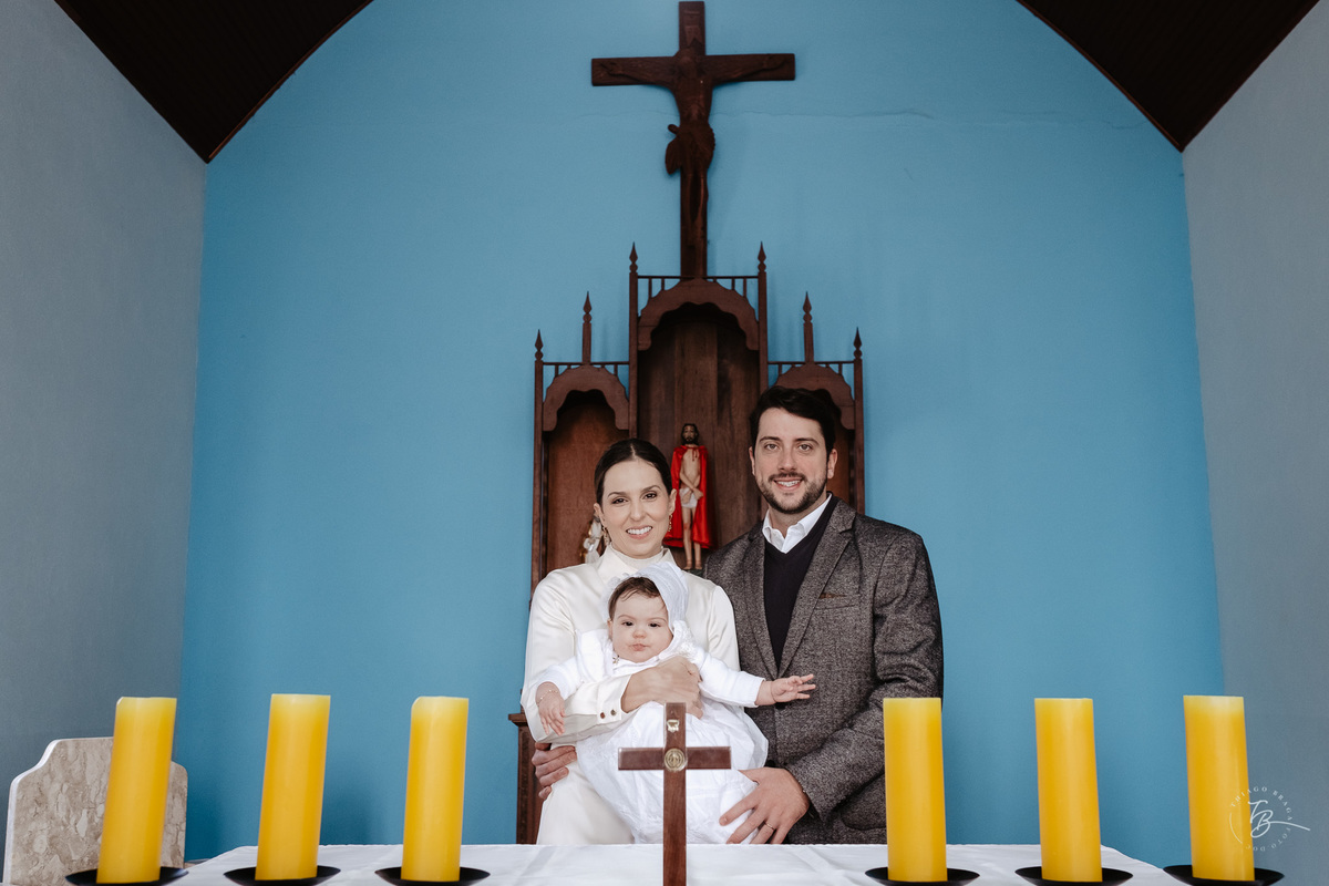 Fotografia de batizado documental em Anitápolis por Thiago Braga