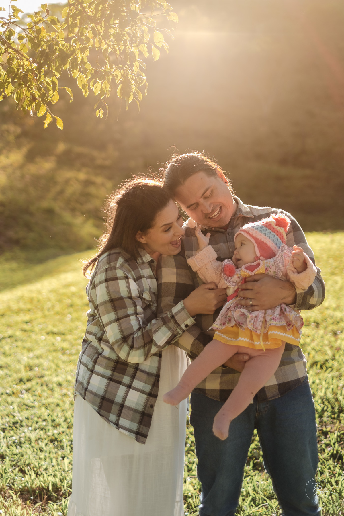 Fotografia documental de aniversário, o dia da Juju, por Thiago Braga Fotografia na Cabana do Vale em Águas Mornas/SC.