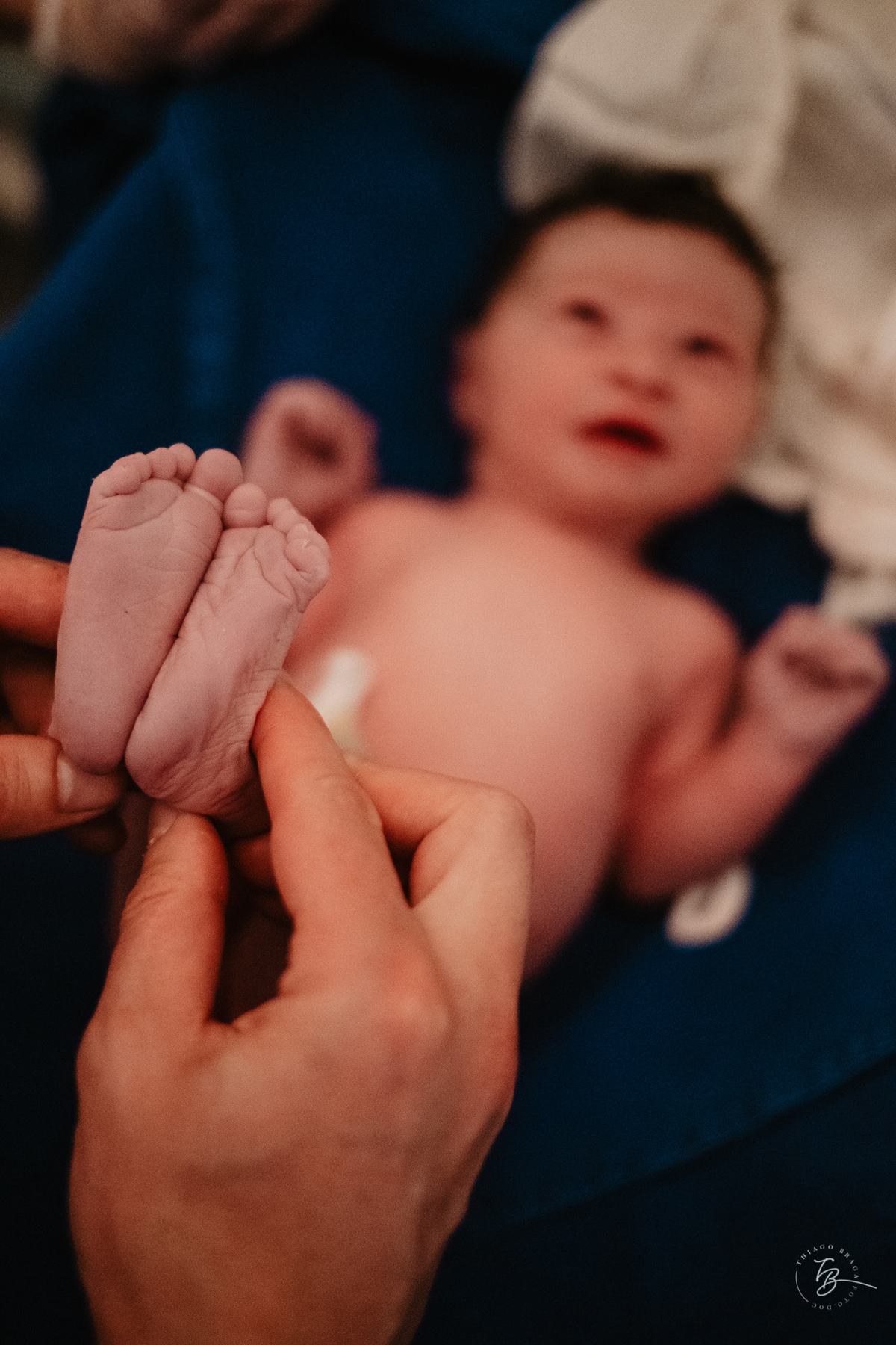Fotografia de parto normal, na maternidade ilha por Thiago Braga