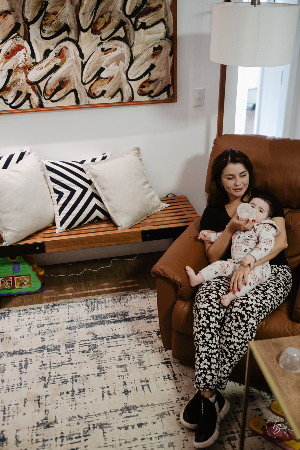 Ensaio de família, acompanhamento bebê, lifestyle, 6 meses da Sofia por Thiago Braga Fotografia.