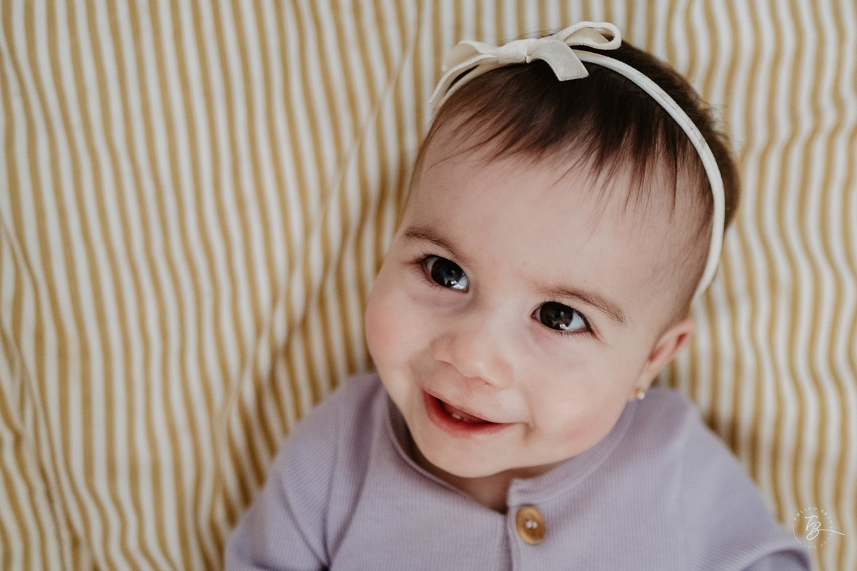 acompanhamento documental de família, 11 meses da Cecília, sessão no sítio em Anitápolis/SC por Thiago Braga fotografia