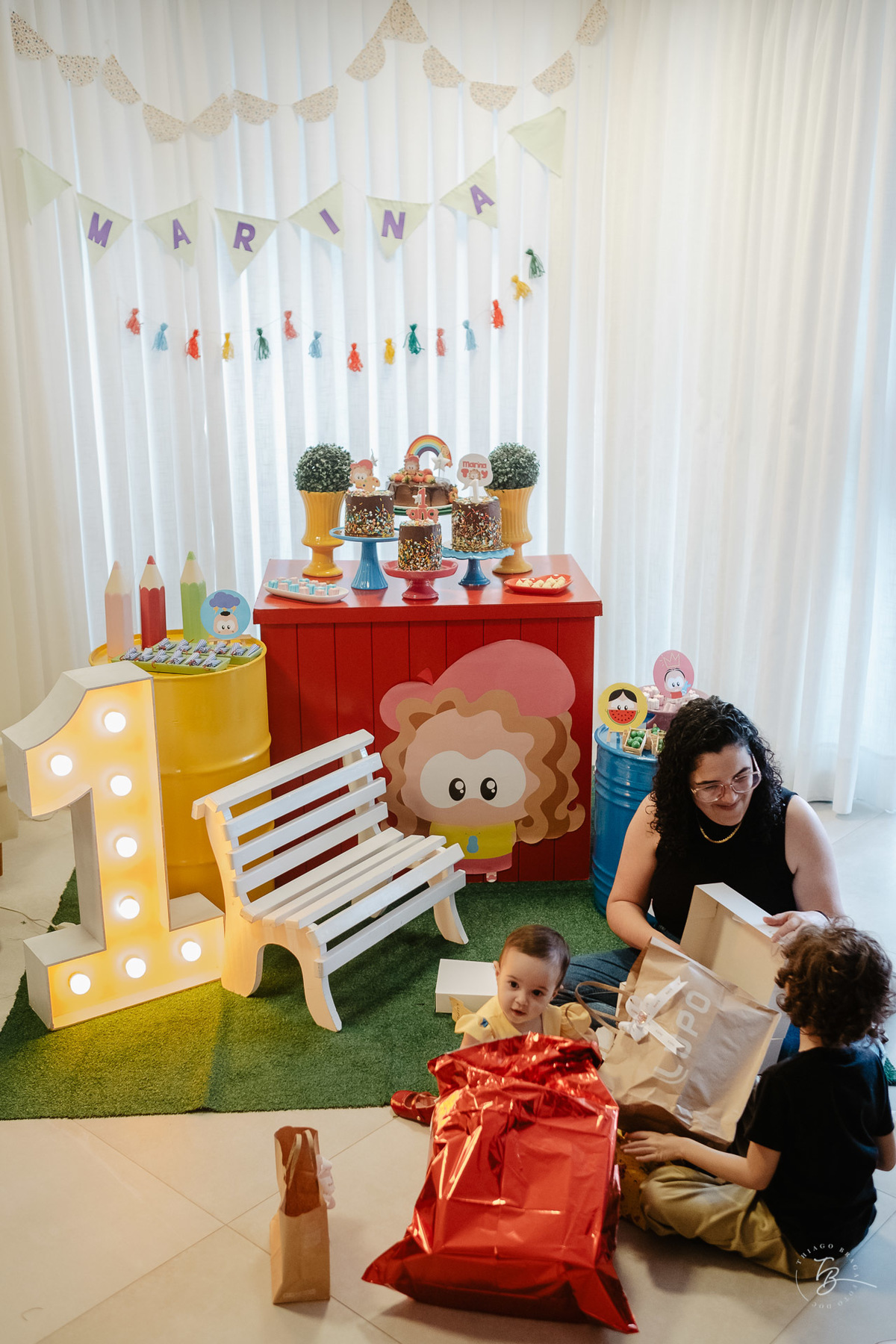 aniversário documental em jurere, primeiro aninho da Marina, por Thiago Braga Fotografia