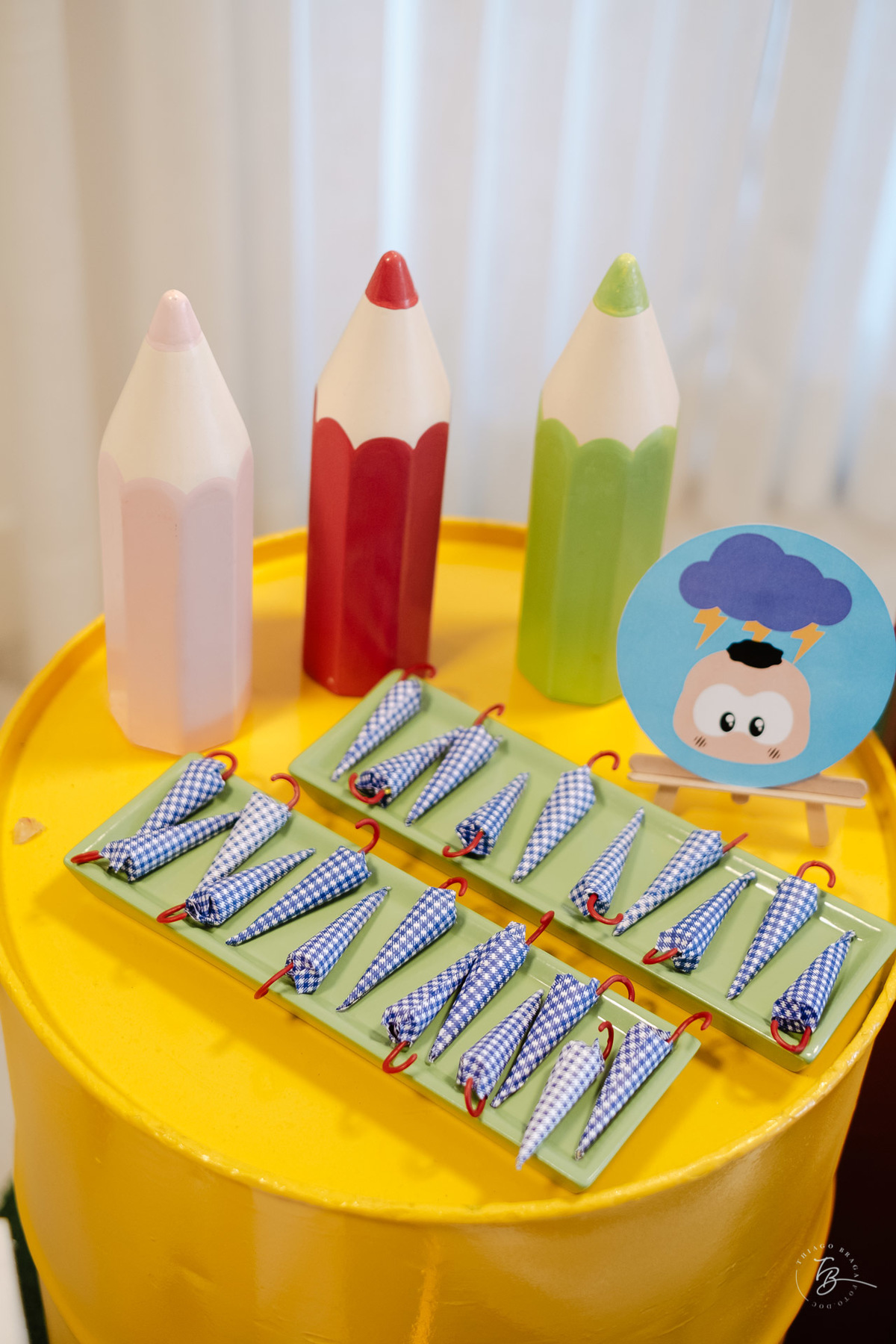 aniversário documental em jurere, primeiro aninho da Marina, por Thiago Braga Fotografia