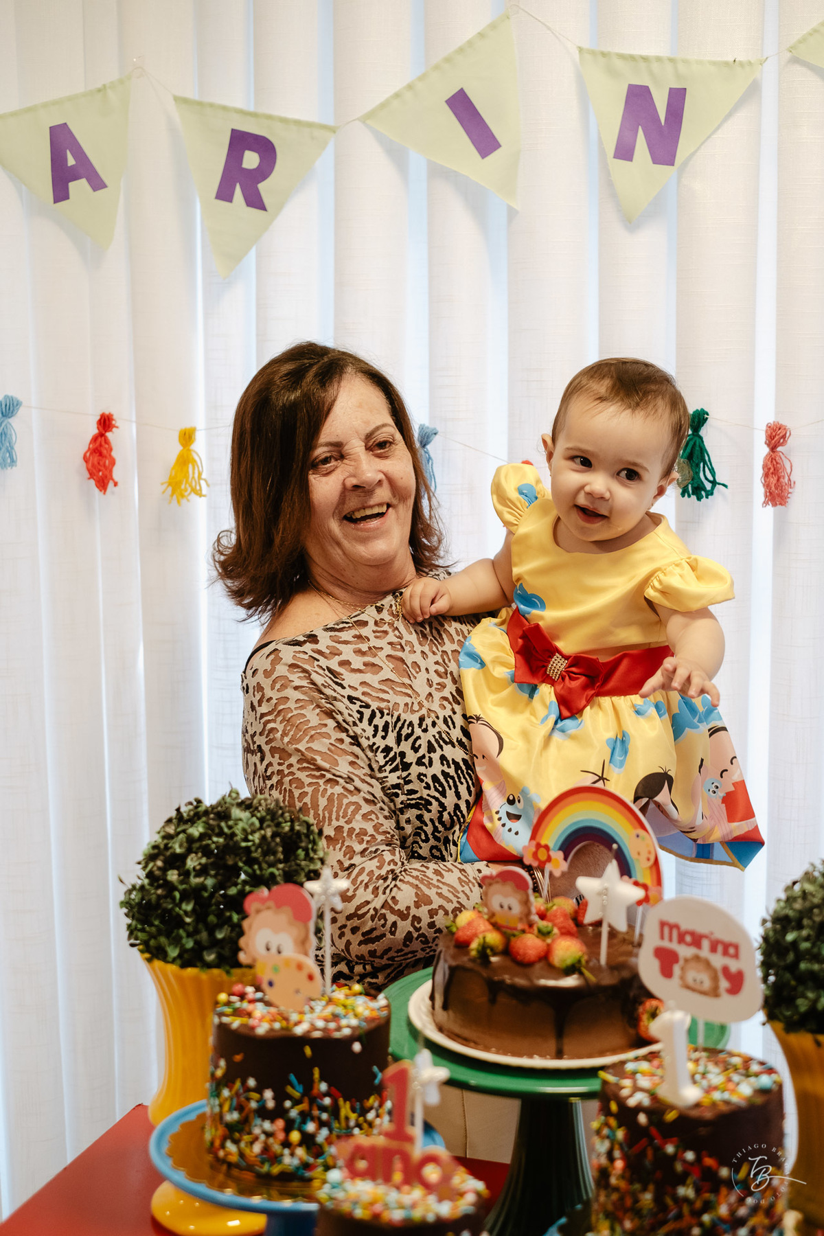 aniversário documental em jurere, primeiro aninho da Marina, por Thiago Braga Fotografia