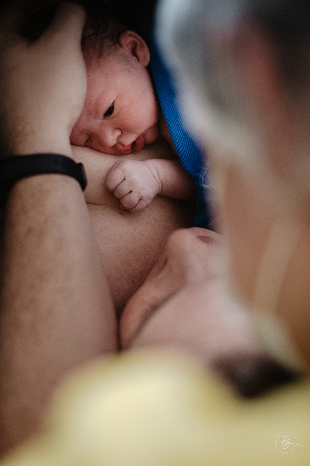 Fotografia de nascimento, parto humanizado na maternidade Santa Helena por Thiago Braga fotografia