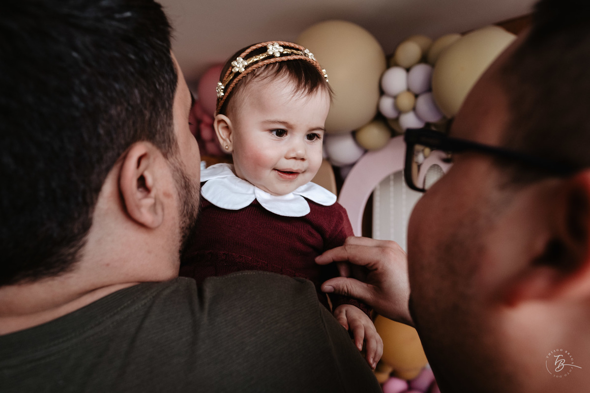 o dia do aniversário da Cecília, aniversário em casa, documental de família por Thiago Braga