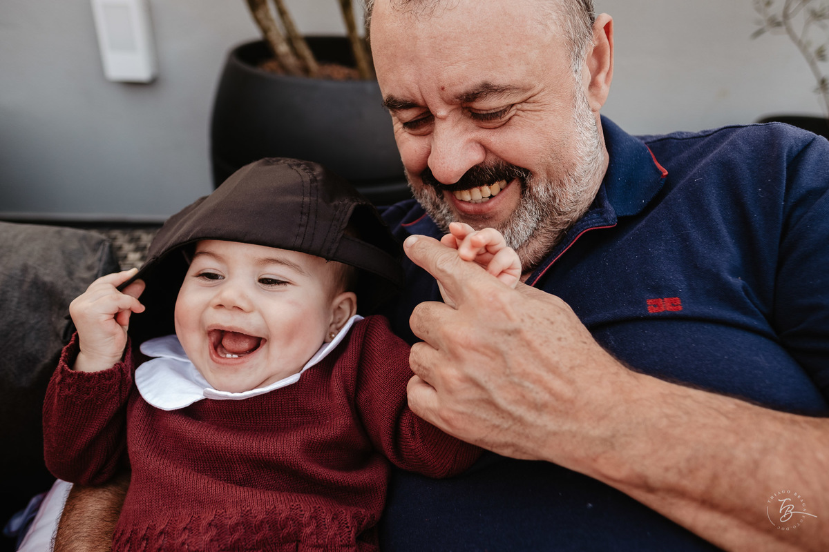 o dia do aniversário da Cecília, aniversário em casa, documental de família por Thiago Braga