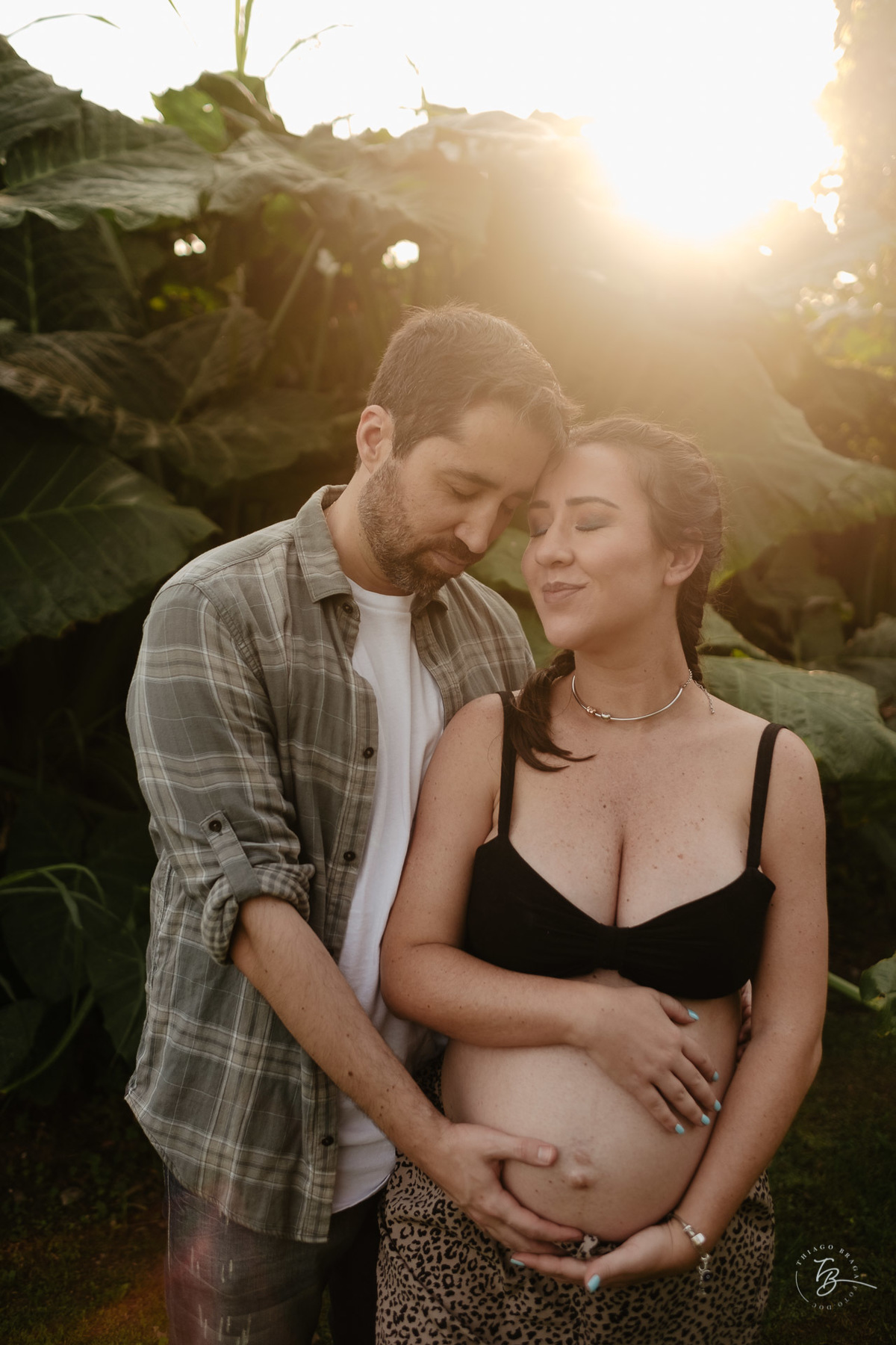 Ensaio gestante em casa e externo, a espera da Malu, por Thiago Braga fotografia.