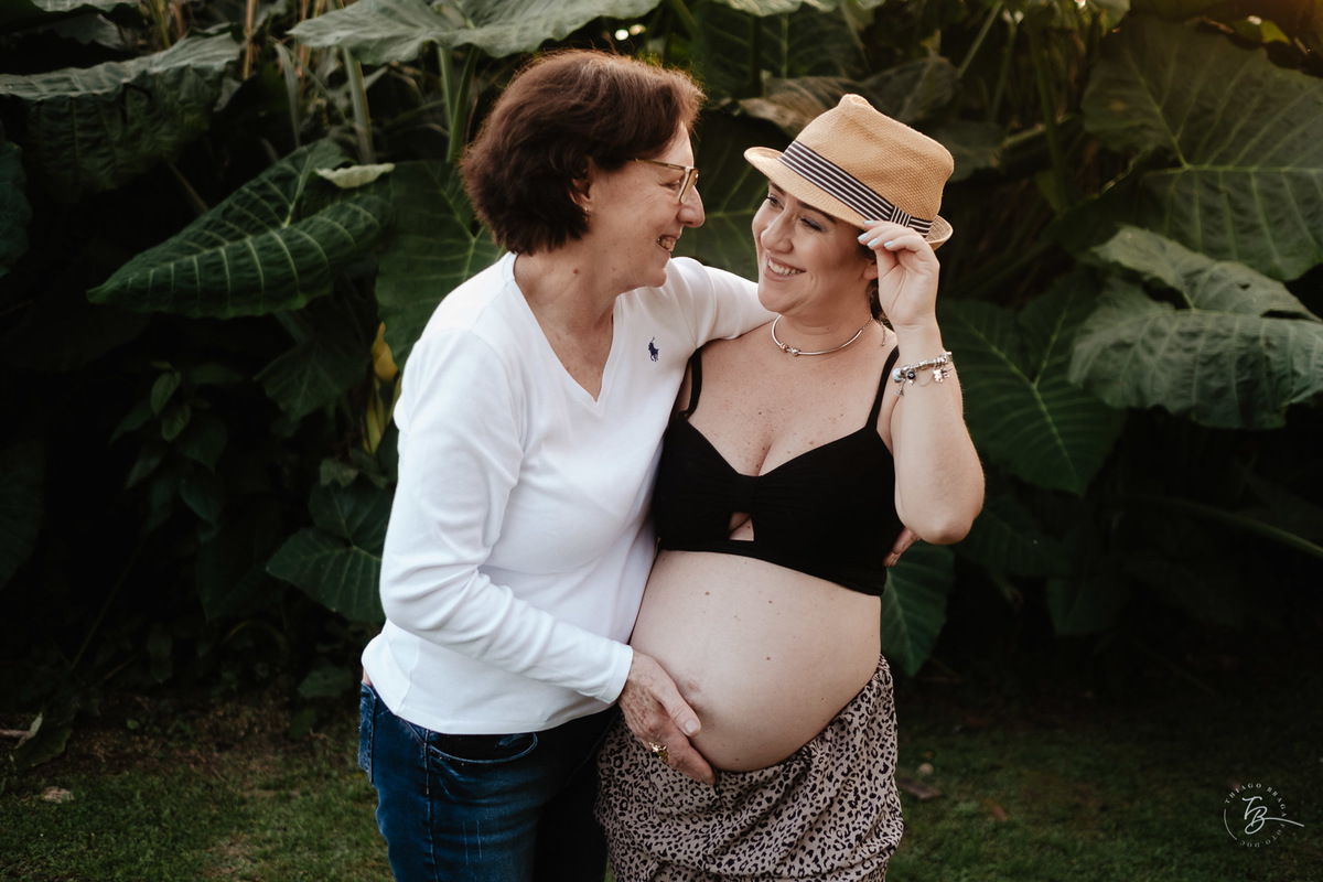Ensaio gestante em casa e externo, a espera da Malu, por Thiago Braga fotografia.