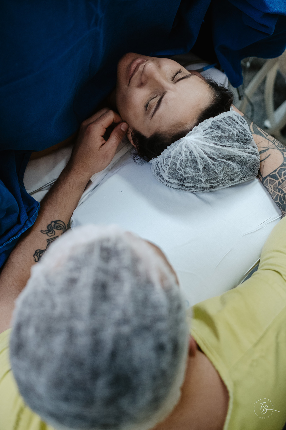 cesárea humanizada, parto na maternidade santa helena em Florianópolis por Thiago Braga fotografia