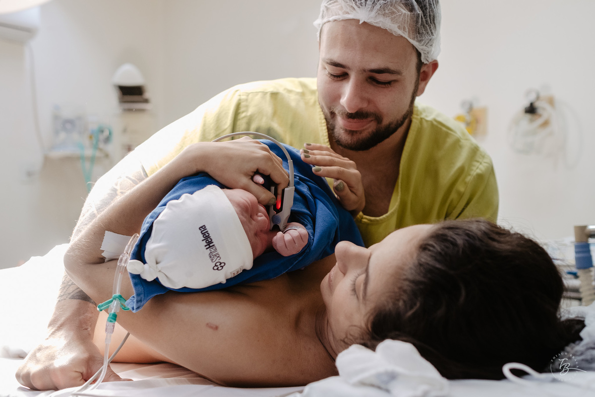 cesárea humanizada, parto na maternidade santa helena em Florianópolis por Thiago Braga fotografia