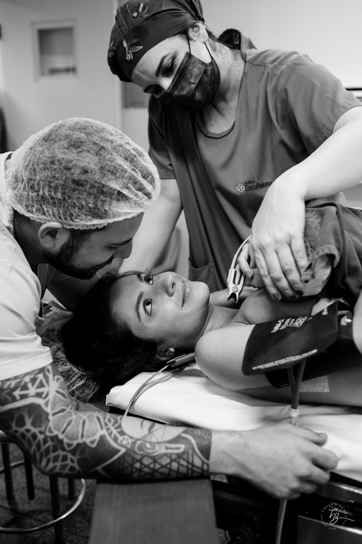 cesárea humanizada, parto na maternidade santa helena em Florianópolis por Thiago Braga fotografia