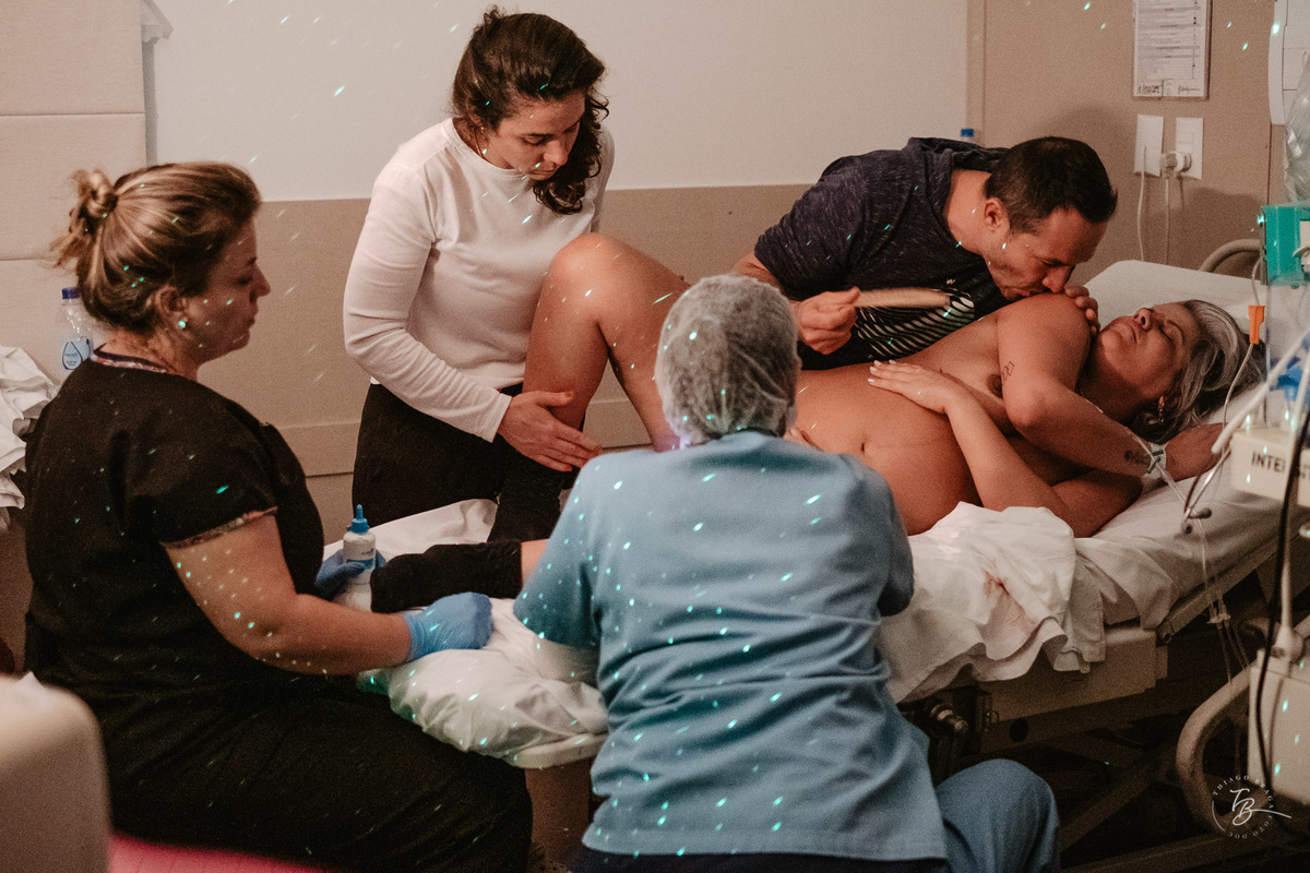 Maternidade Santa Helena, parto cesárea, humanizado, por Thiago Braga Fotografia