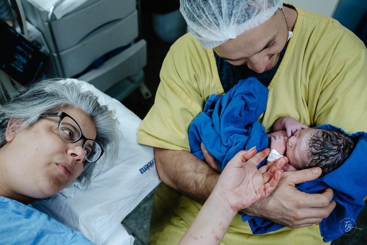 Maternidade Santa Helena, parto cesárea, humanizado, por Thiago Braga Fotografia