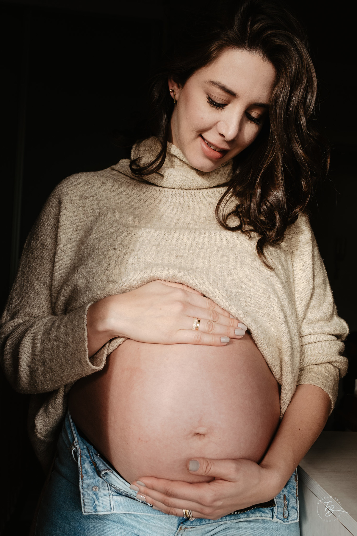 ensaio gestante em casa e na praia, espera pela Agatha, por Thiago Braga fotografia