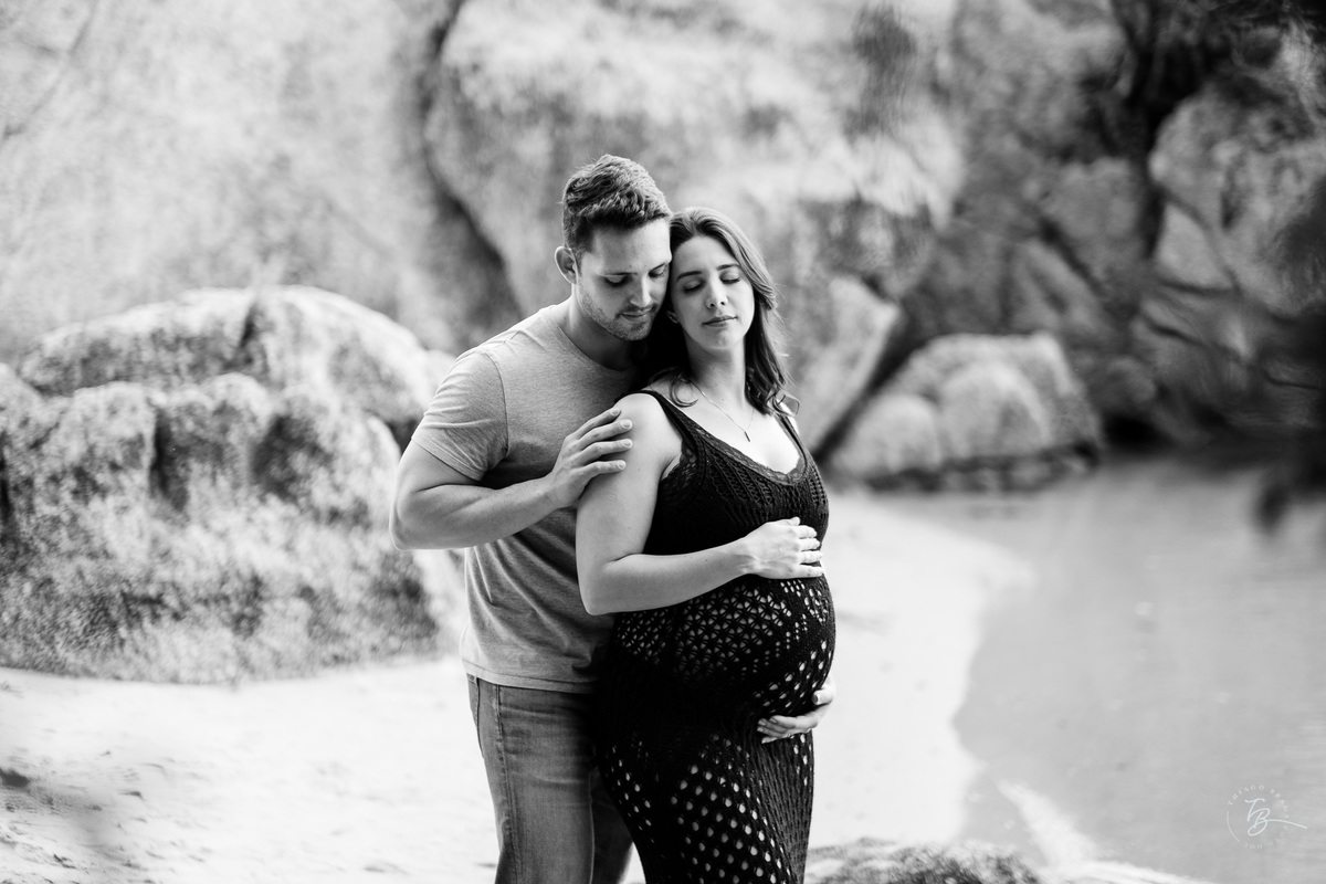 ensaio gestante em casa e na praia, espera pela Agatha, por Thiago Braga fotografia