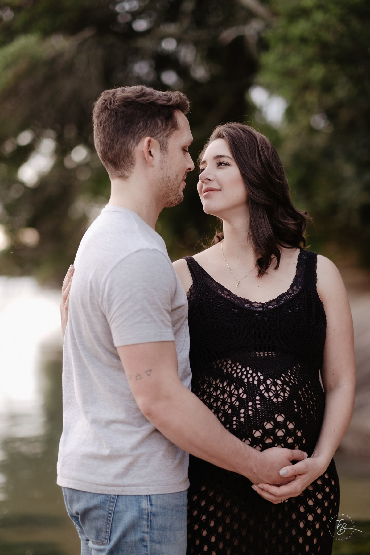 ensaio gestante em casa e na praia, espera pela Agatha, por Thiago Braga fotografia