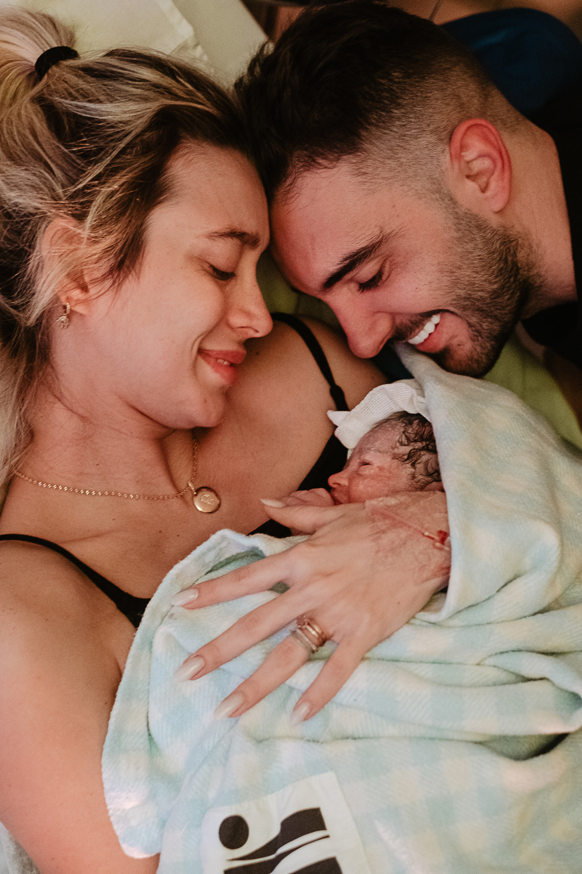 parto natural, emocionante na maternidade ilha em Florianopolis, por Thiago Braga fotografia