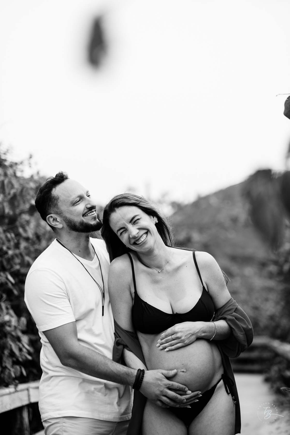ensaio gestante em casa e na praia fim de tarde em jurere, espera da helena por Thiago braga fotografia
