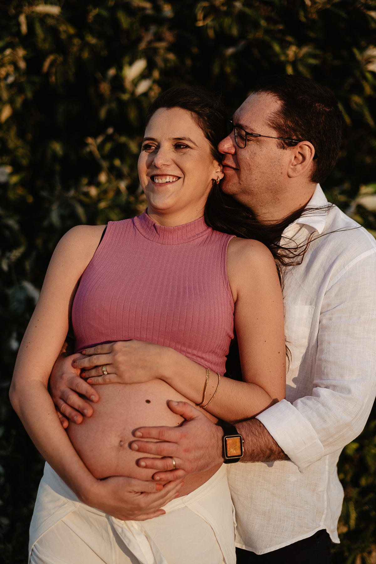 ensaio gestante no fim de tarde no novo campeche em Florianópolis por Thiago Braga Fotografia