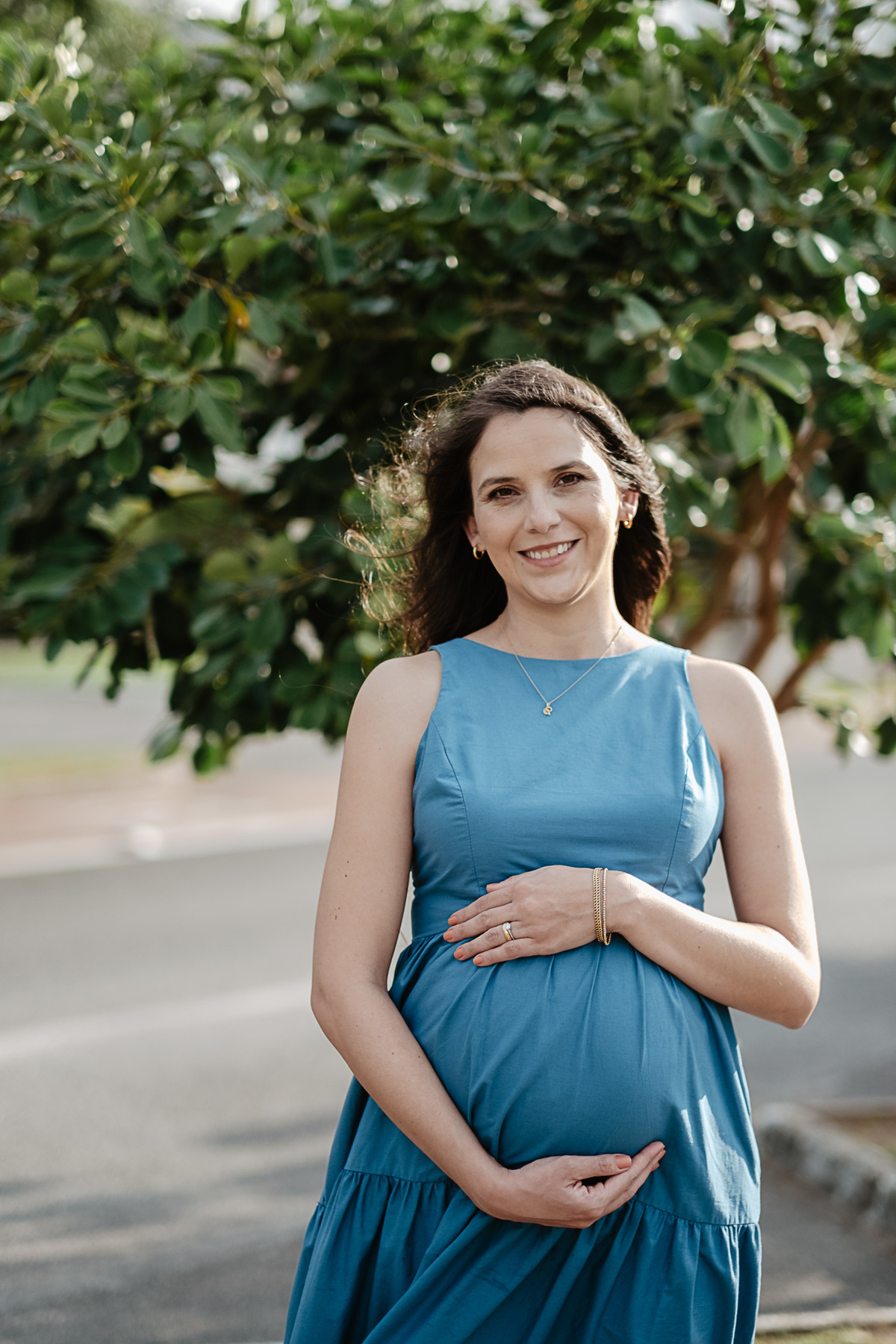 ensaio gestante no fim de tarde no novo campeche em Florianópolis por Thiago Braga Fotografia