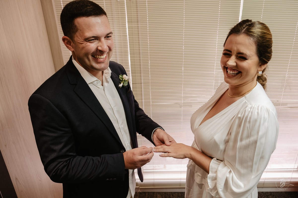 casamento intimista em cartório em Florianopolis, ensaio fim de tarde na ufsc, casal