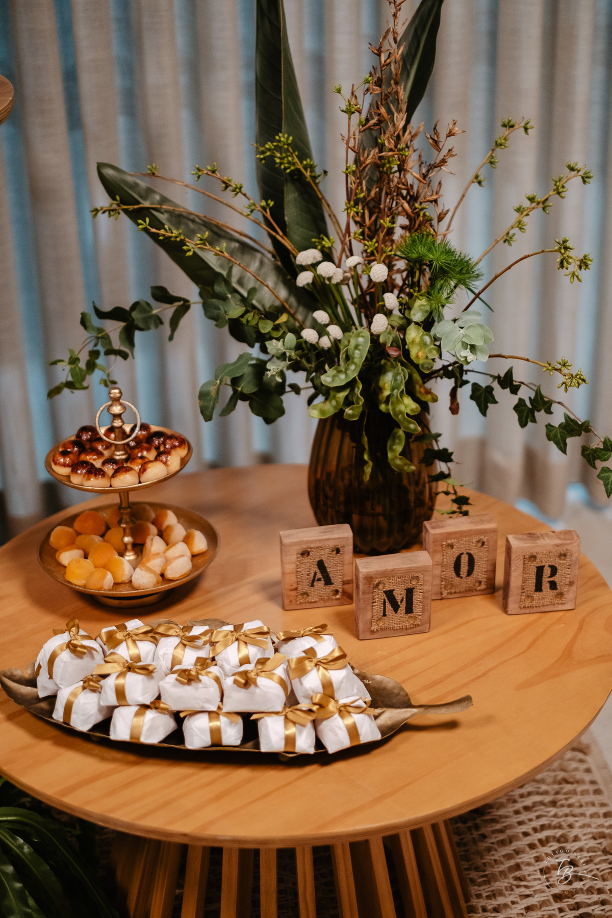 casamento intimista em cartório em Florianopolis, ensaio fim de tarde na ufsc, casal